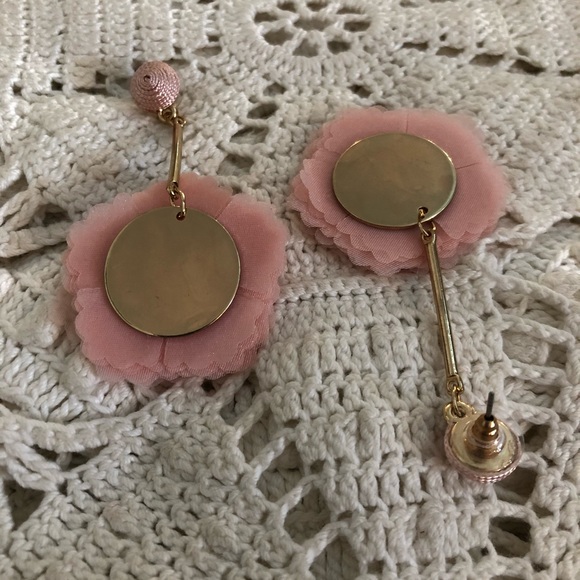 Flower Earrings - Picture 2 of 3